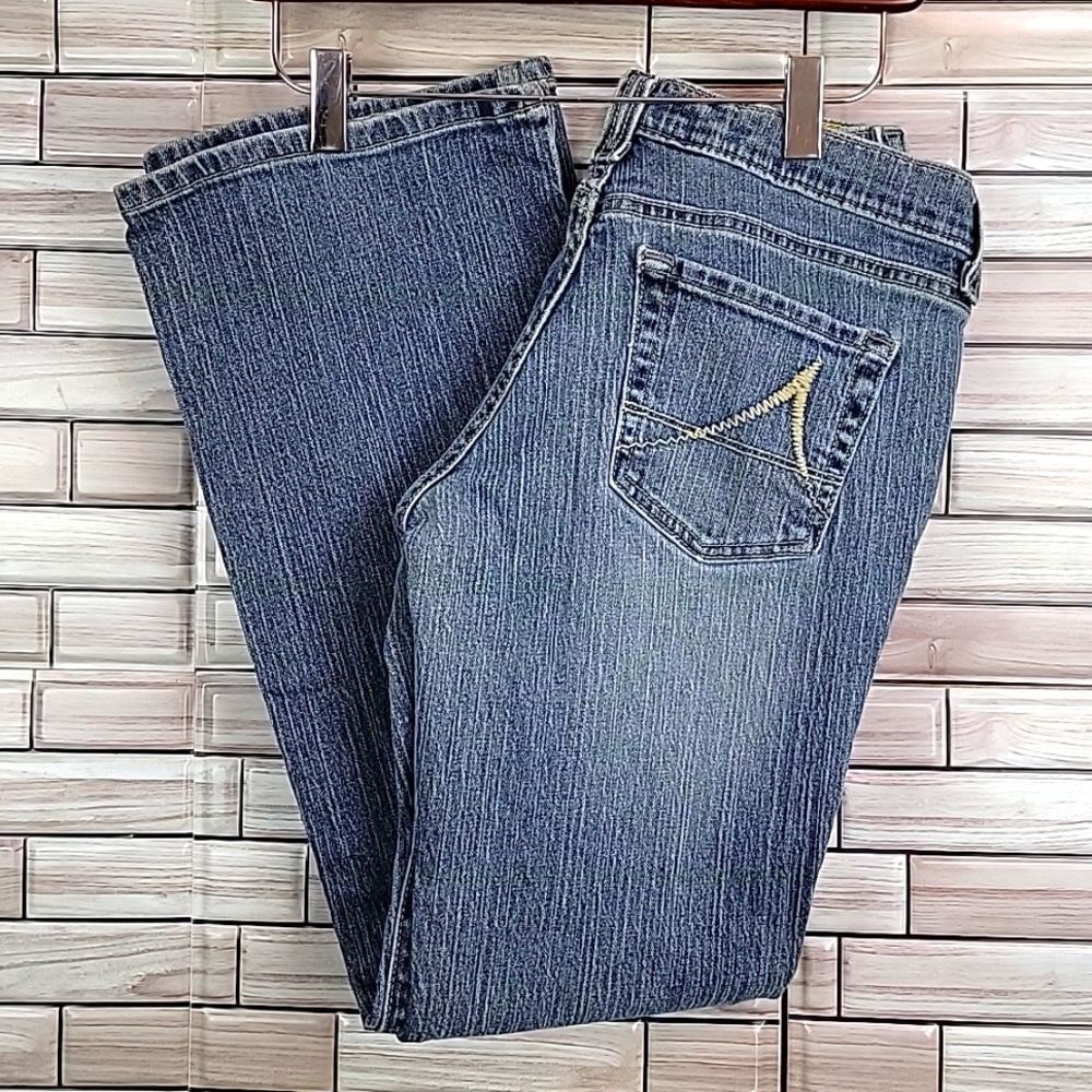 Daisy by Anchor Blue bootcut jean Size 9s